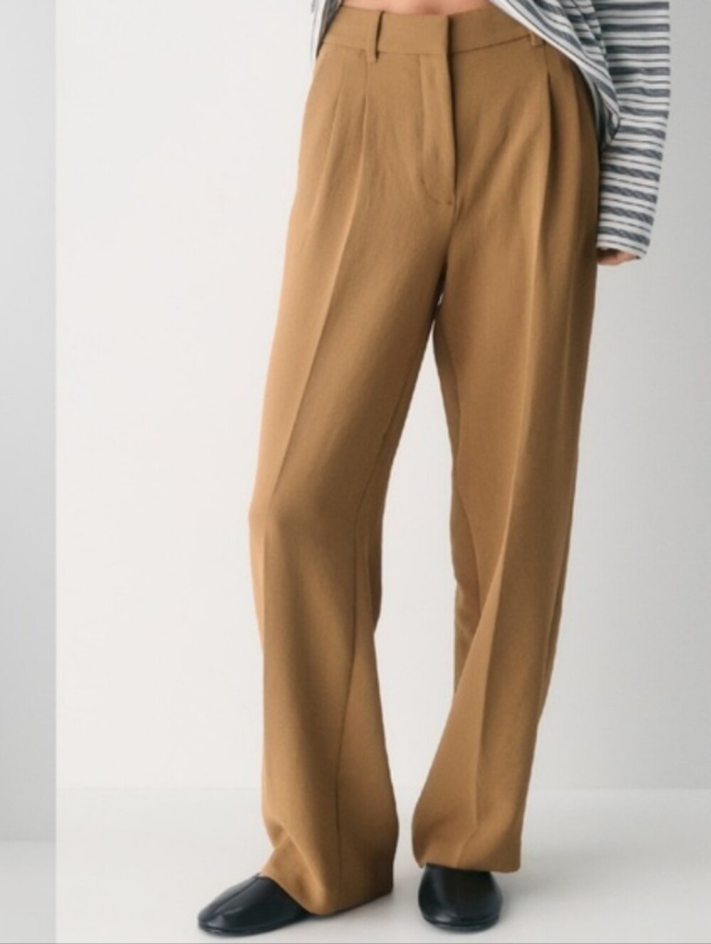 Aritzia The Effortless Pant™ - Crepette™ Saville Size 0 SHORT Aritzia NWT